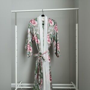 Vintage Victoria’s Secret Gold Label Robe in Pastel Paisley